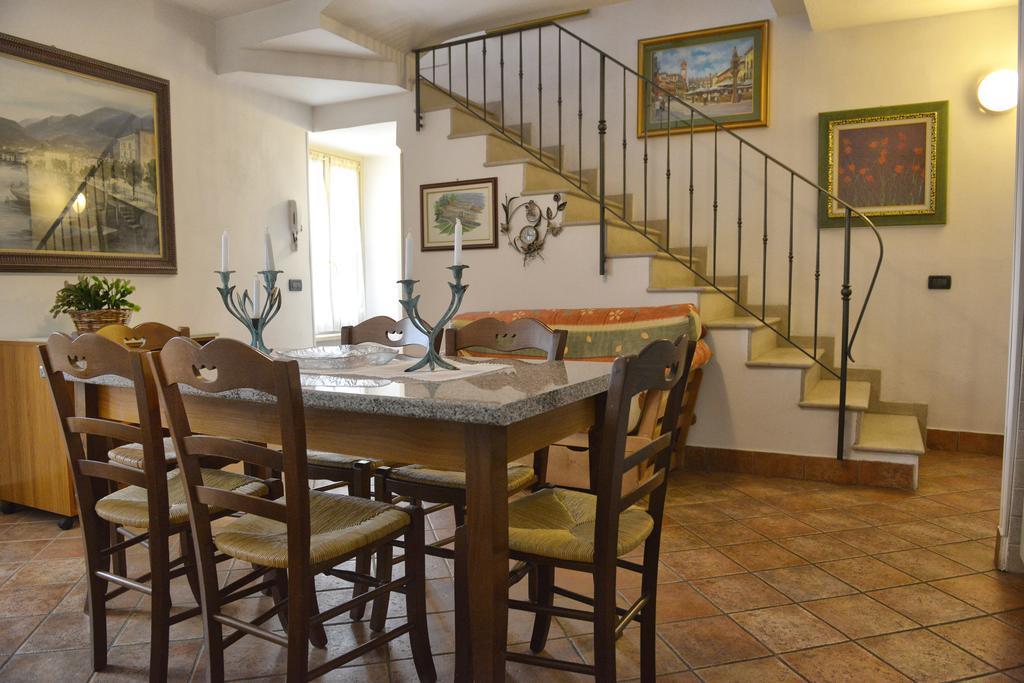 Antiche Mura Apartment Puegnago del Garda